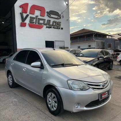 TOYOTA ETIOS 1.5 XS SEDAN 16V FLEX 4P MANUAL TOYOTA ETIOS 1.5 XS SEDAN 16V FLEX 4P MANUAL